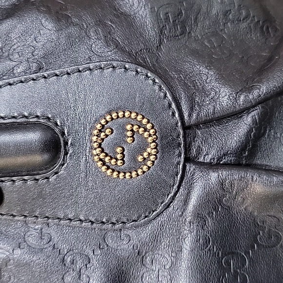 Gucci  EUC GG Signature Medium Scarlett Tote - Picture 3 of 10